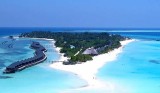 kuredu from air * Kuredu ilmasta - lainakuva koska kone kaarsi ja laskeutui niin etten saanut omaa ilmakuvaa saaresta * 487 x 286 * (23KB)